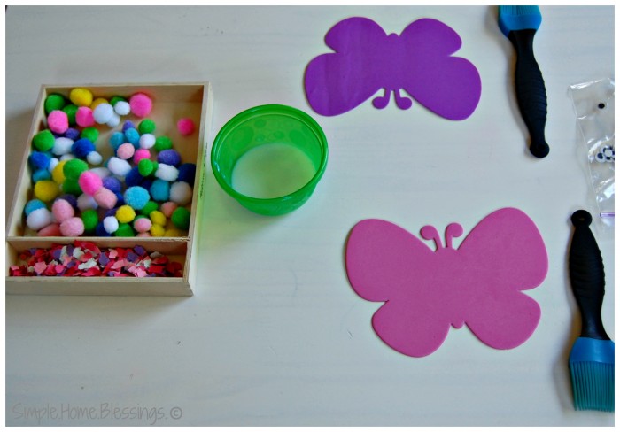 Butterfly craft for toddlers - preparation
