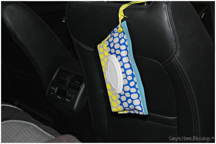 Controlling Car Clutter #HuggiesMomStyle